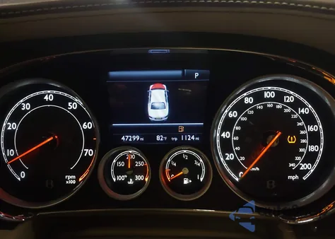 2015 Bentley Flying Spur V8 из США, поврежденный, VIN SCBET9ZAXFC042716